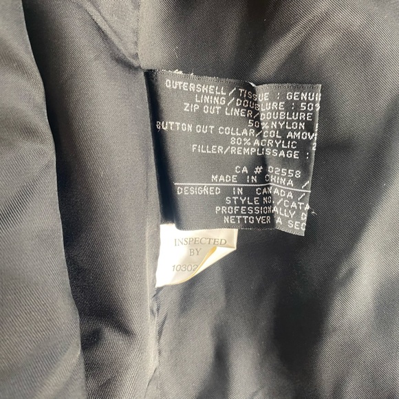 90’s Danier leather jacket - Picture 3 of 9